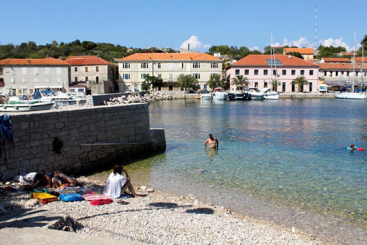 Apartments With A Parking Space Sali, Dugi Otok - 8136 エクステリア 写真