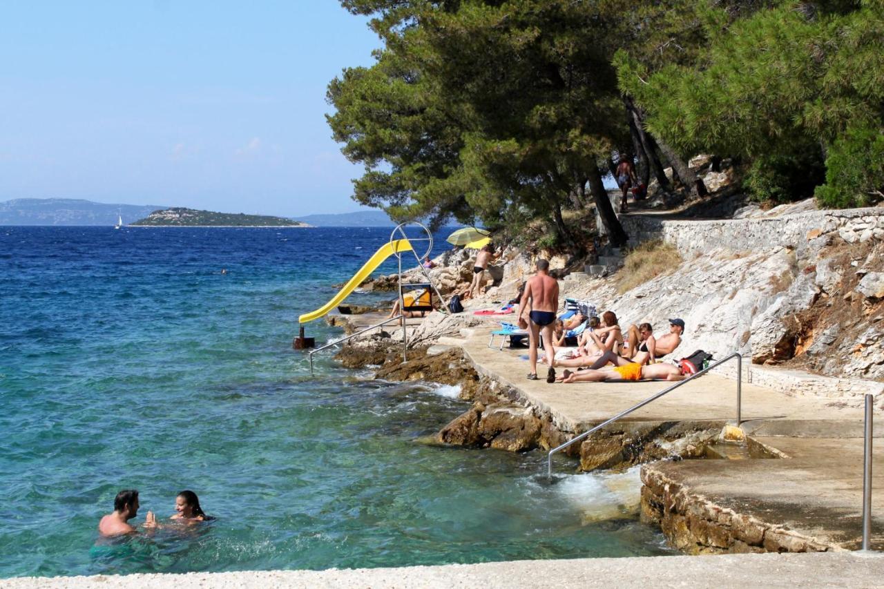 Apartments With A Parking Space Sali, Dugi Otok - 8136 エクステリア 写真